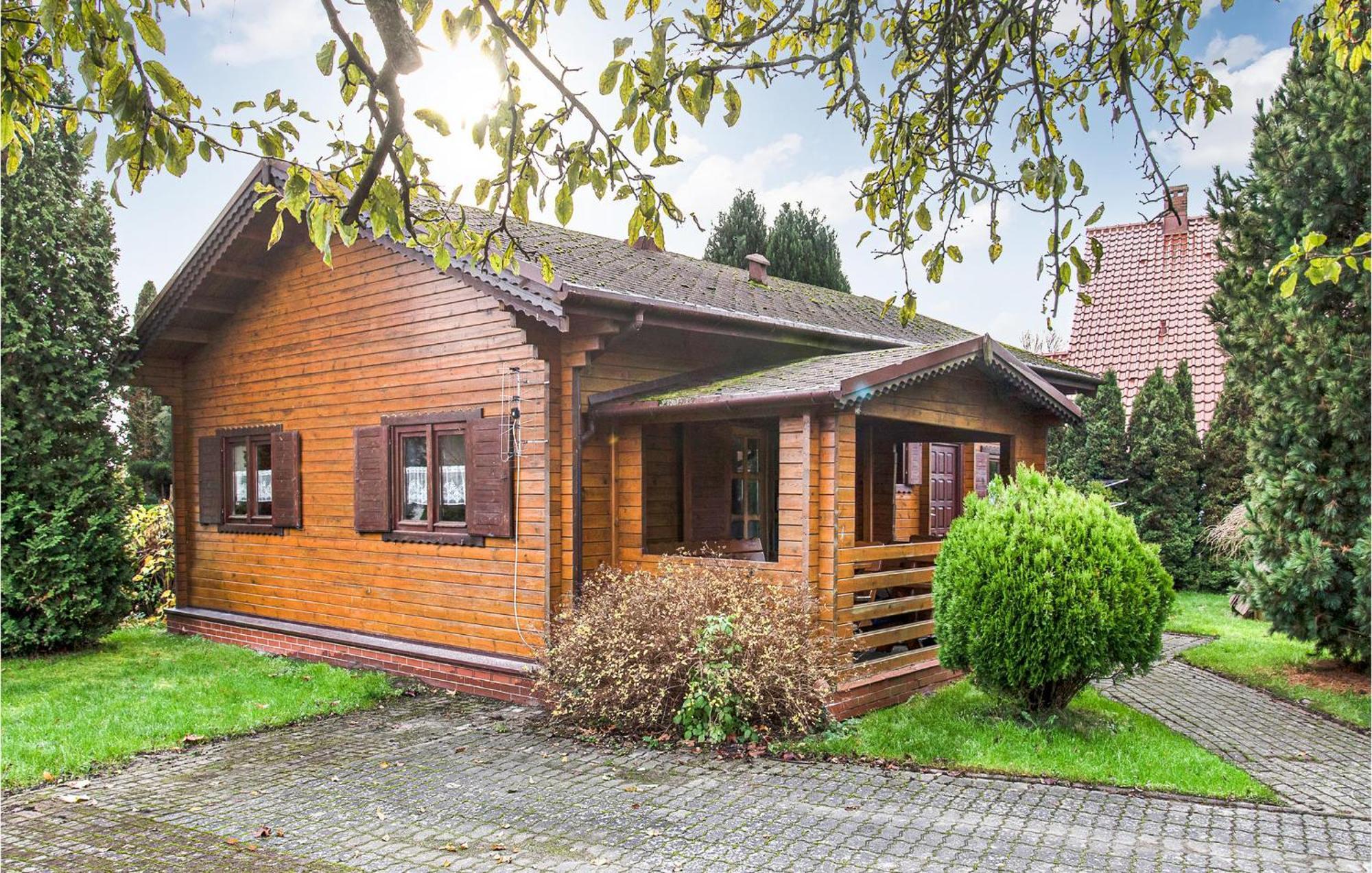 Nice Home In Mscice With Kitchen Zewnętrze zdjęcie