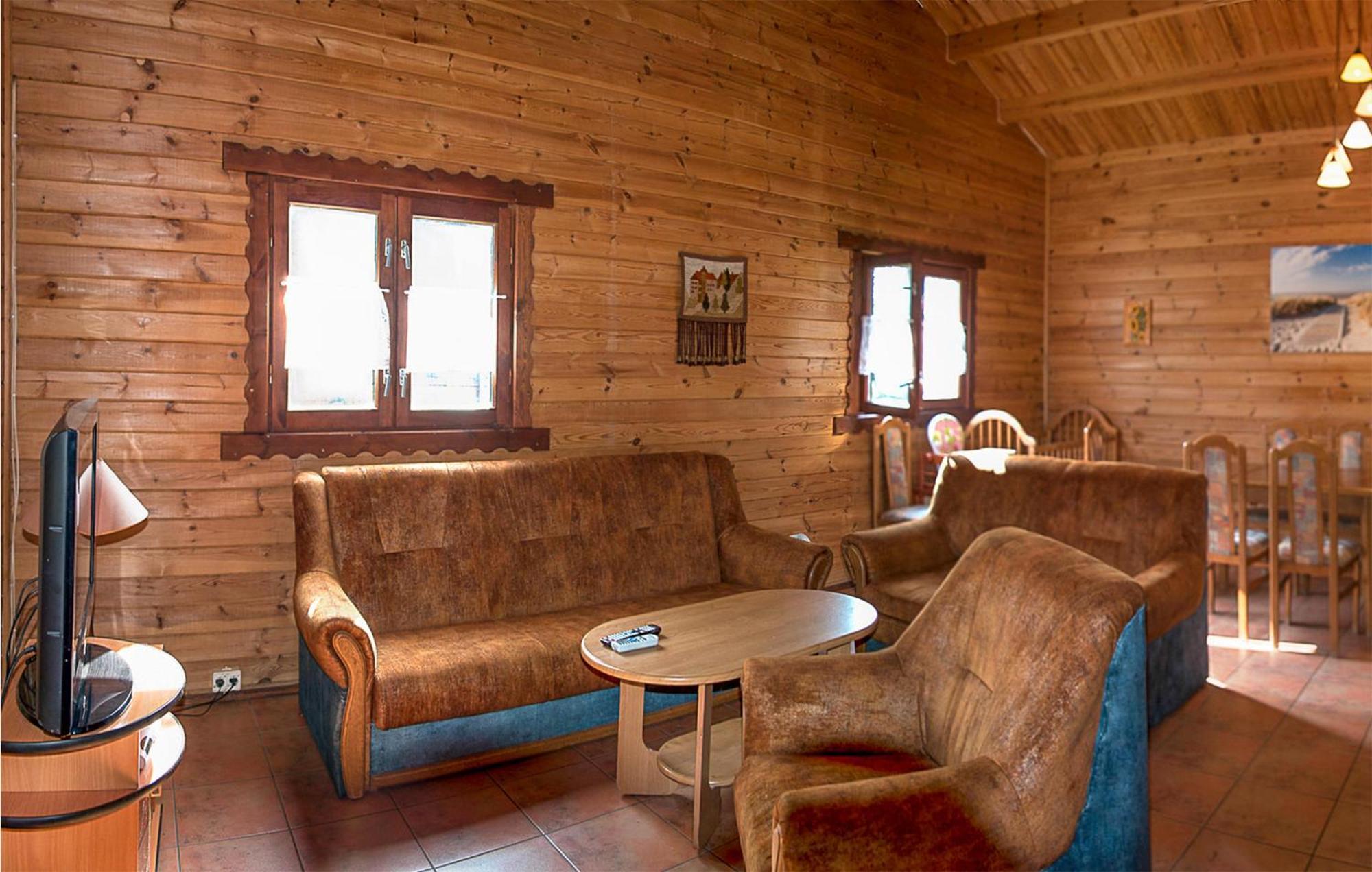Nice Home In Mscice With Kitchen Zewnętrze zdjęcie